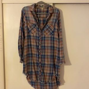 Cloth and stone flannel, blue red long frayed edge